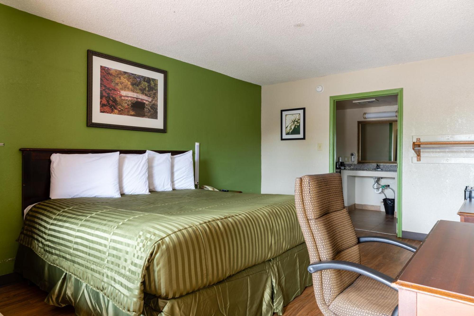 Country Hearth Inn & Suites Marietta Smyrna Zewnętrze zdjęcie